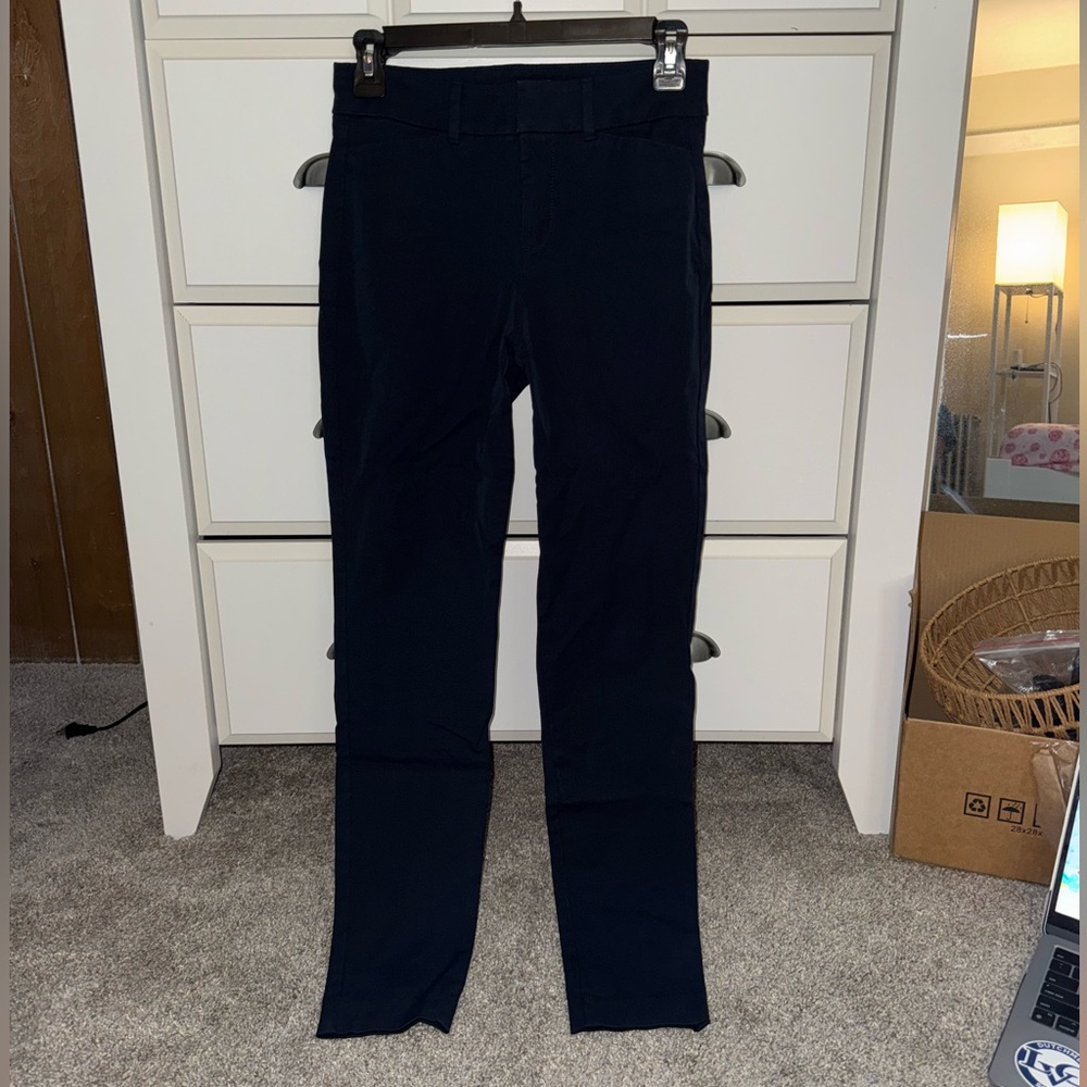 Old Navy Pixie Pants in Navy